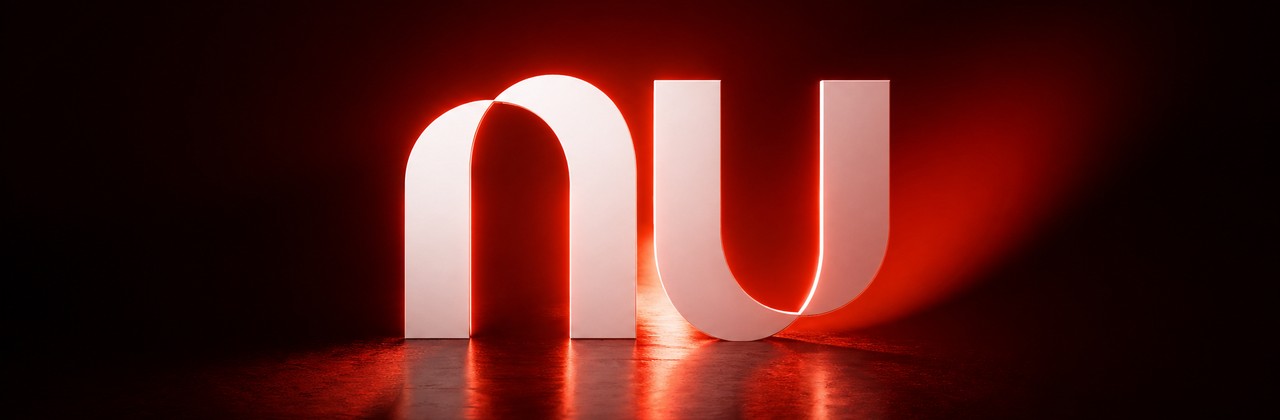 Header dedicado do Blog V4 sobre Nubank dobra base de clientes premium com o cartão Ultravioleta